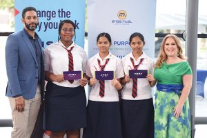Edmund Joachim, Head of Retail and Commercial Banking, ANSA Bank
with ANSA McAL’s top 3 sponsored students, Desiree Cuffie from Bishop Anstey High
School, POS; Arissa Kumar and Alissa Kumar representing Bishop Anstey High School
East together with Sarah Inglefield, Head of Culture and Communications, ANSA
McAL Ltd.